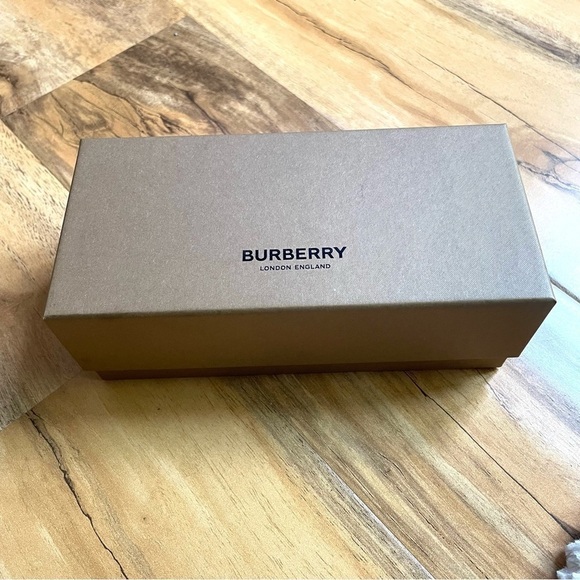 Authentic Burberry Sunglasses Empty Gift Box Cardboard Brown - Picture 1 of 6